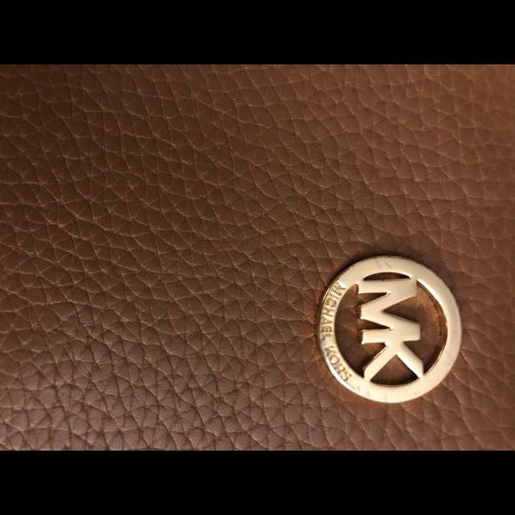 Michael Kors wallet - Picture 4 of 4